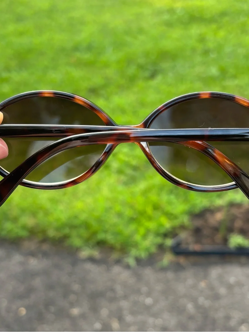 American Eagle skinny oval sunglasses